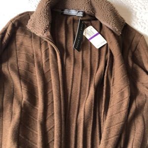 Men’s brown front zip long sleeve sweater